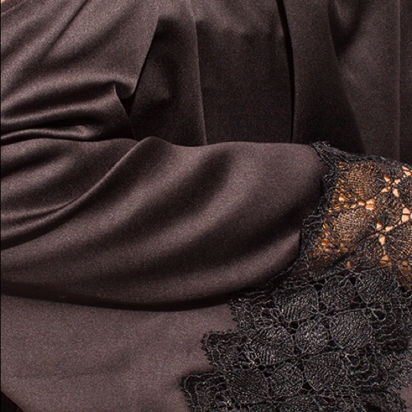 Black off the shoulder crop top. - Picture 3 of 3